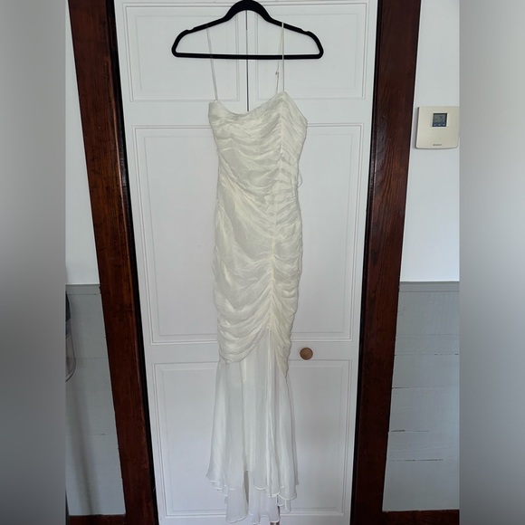 House of CB Pearla ivory ruched maxi dress women’s size small - Picture 2 of 12